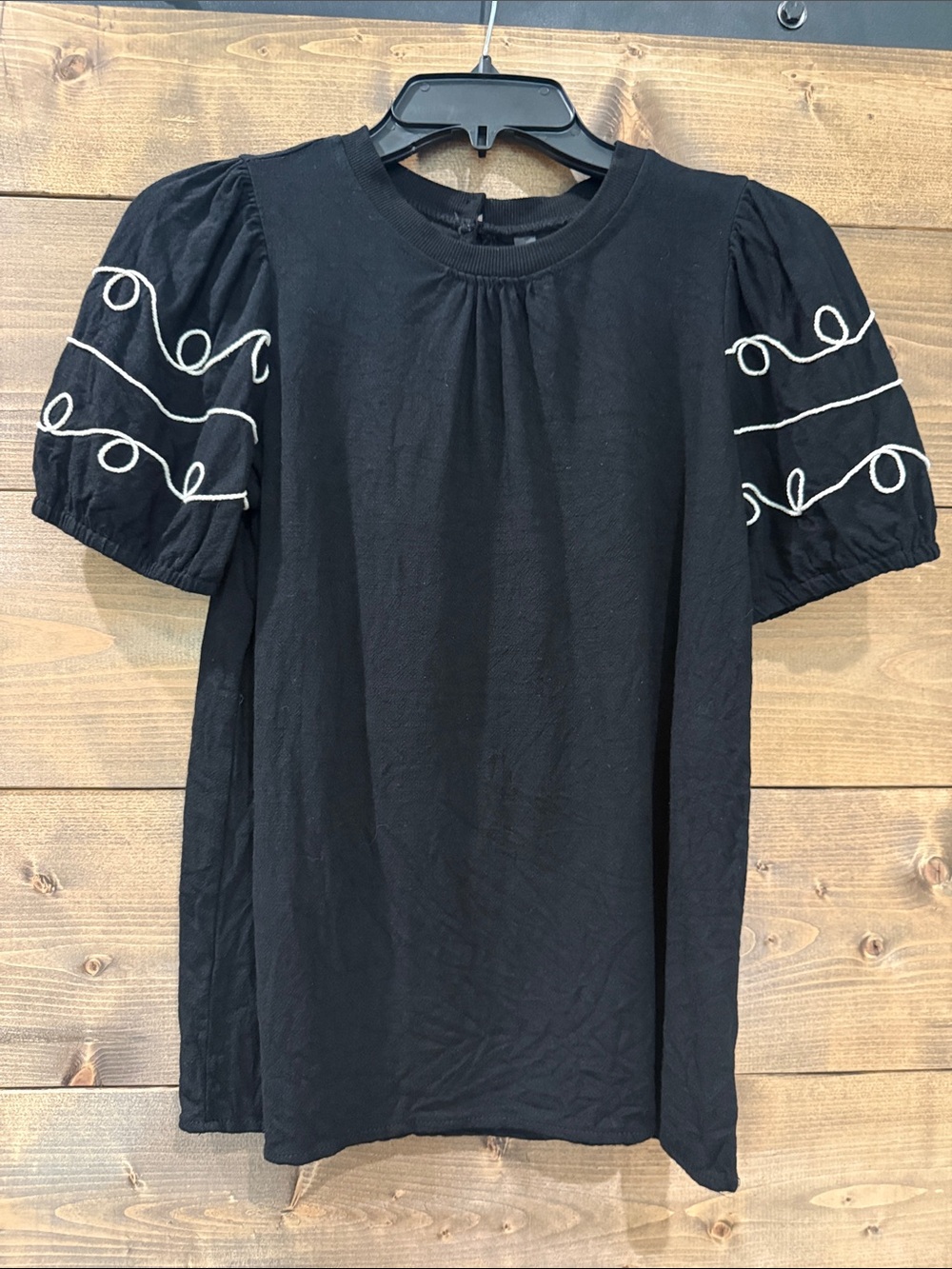 2 Fly Black Puff-Sleeve Blouse with White Embroidery